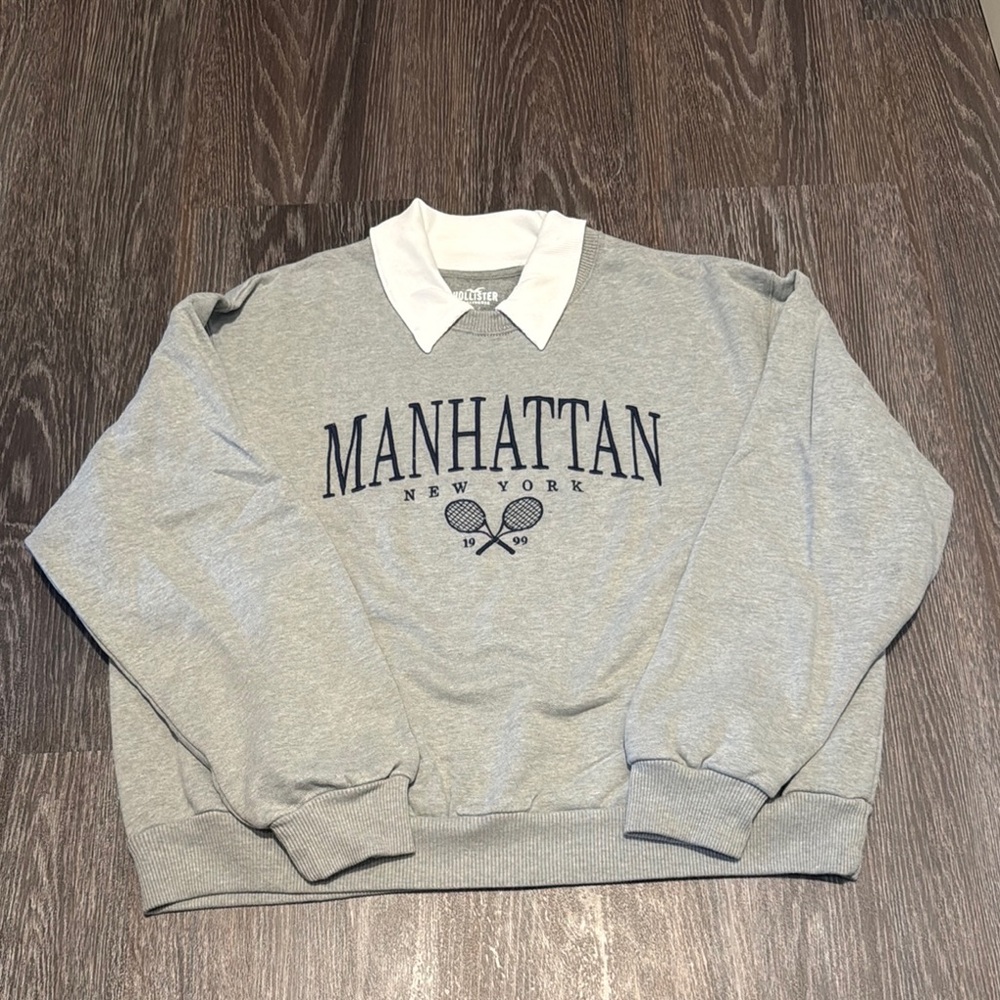 Hollister Manhattan New York Grey Crewneck Sweater with Polo Collar